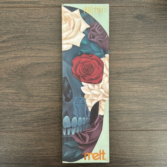Melt Cosmetics Amor Eterno Vida and Muerte Eyeshadow Palette - Picture 3 of 7